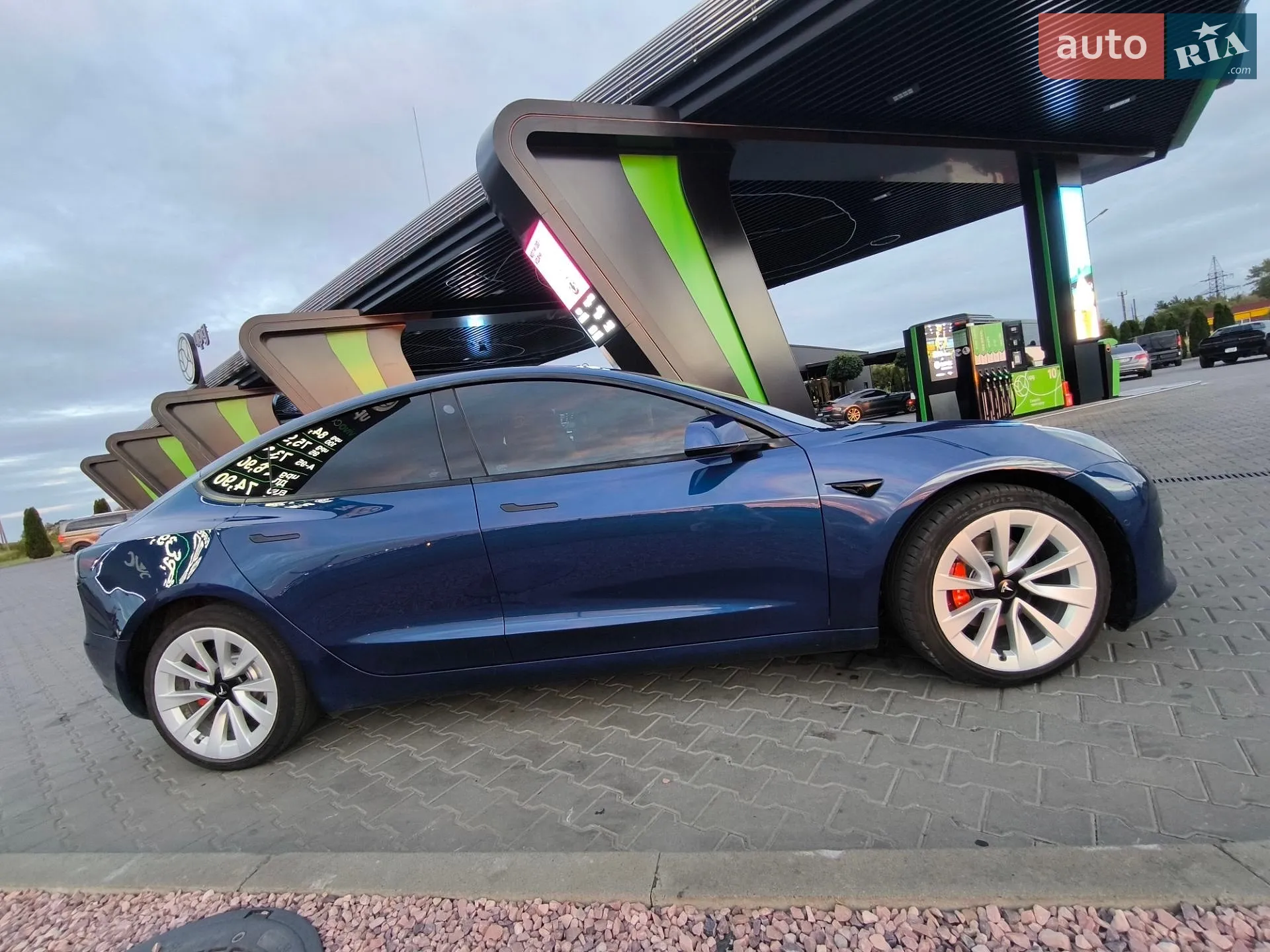 2022 Tesla Model 3 - мініатюра 5