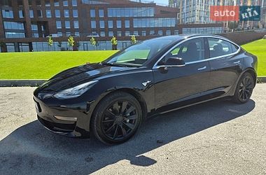 Седан Tesla Model 3 2019 в Дніпрі