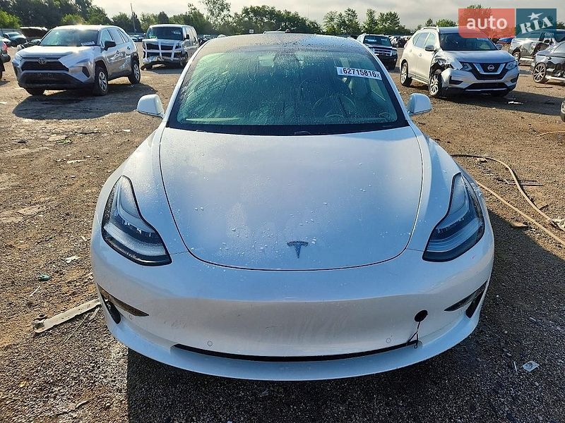 Седан Tesla Model 3 2020 в Тернополі фото 5 Седан Tesla Model 3 2020 в Тернополі