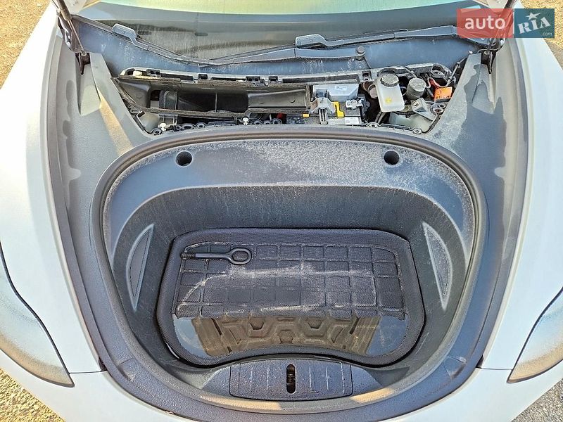 Седан Tesla Model 3 2020 в Тернополі фото 11 Седан Tesla Model 3 2020 в Тернополі