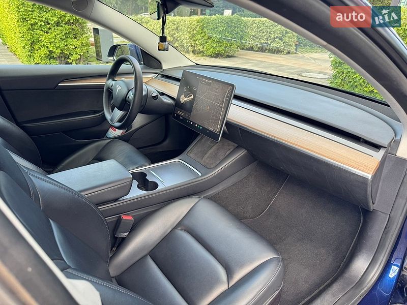 Седан Tesla Model 3 2022 в Киеве фото 5 Седан Tesla Model 3 2022 в Киеве