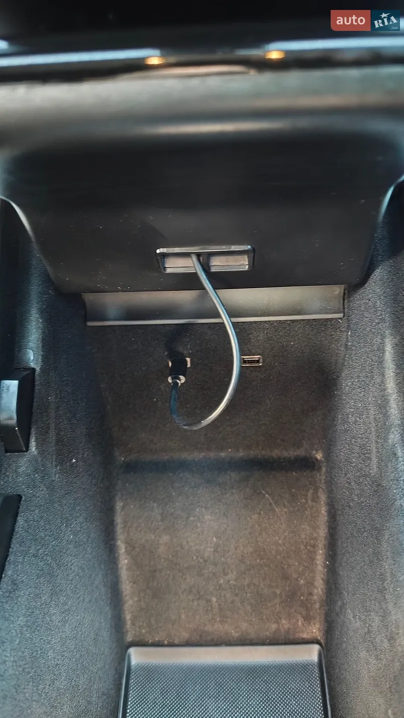 2020 Tesla Model 3 - мініатюра 23