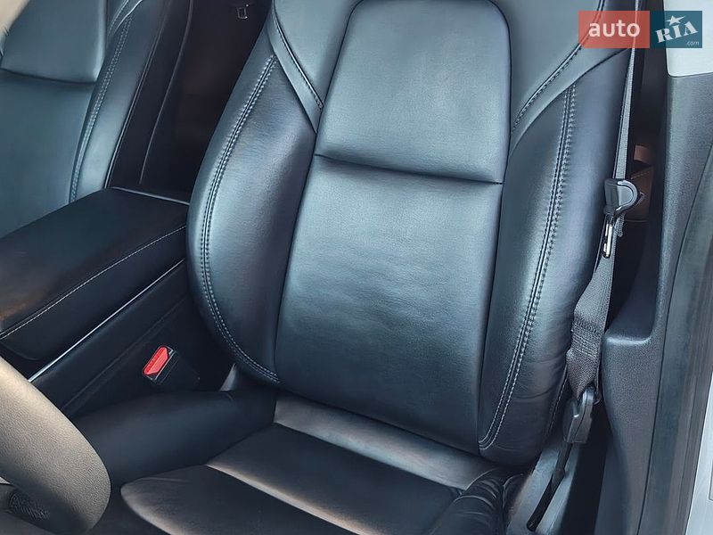 Седан Tesla Model 3 2020 в Киеве фото 30 Седан Tesla Model 3 2020 в Киеве