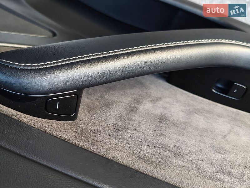 Седан Tesla Model 3 2020 в Киеве фото 43 Седан Tesla Model 3 2020 в Киеве