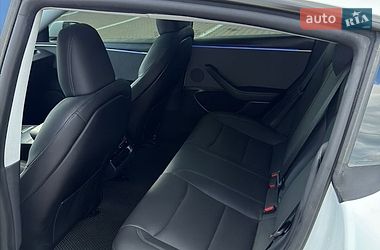Седан Tesla Model 3 2024 в Виннице