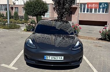 Седан Tesla Model 3 2018 в Одессе