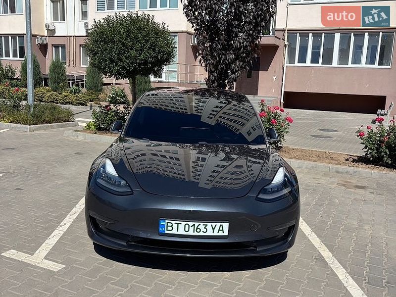 Седан Tesla Model 3 2018 в Одессе