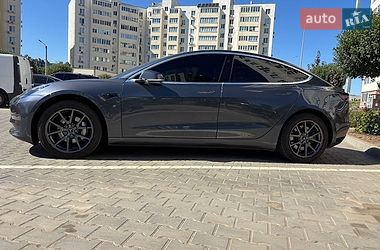 Седан Tesla Model 3 2018 в Одессе