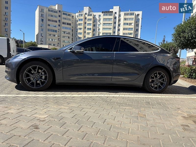 Tesla Model 3 2018 Tesla Model 3 2018