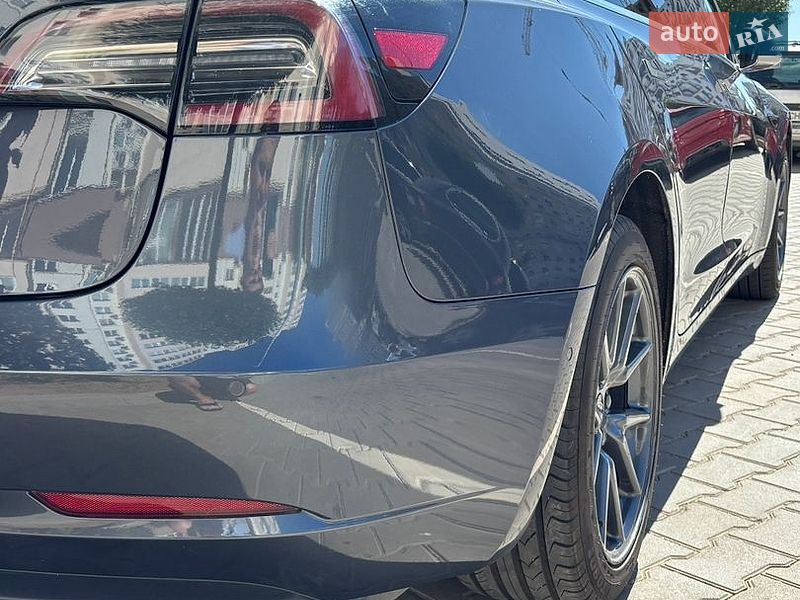 Седан Tesla Model 3 2018 в Одессе