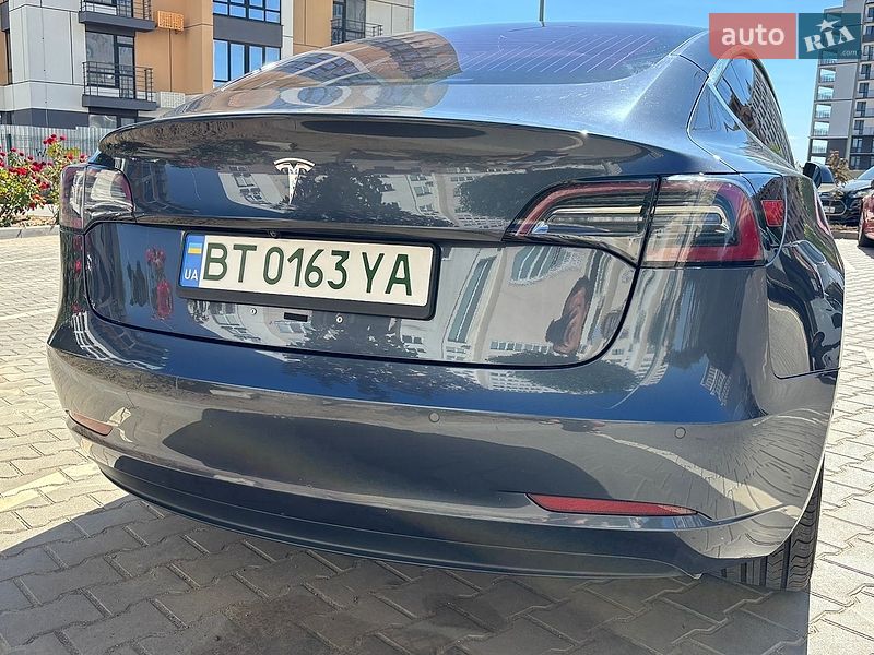 Седан Tesla Model 3 2018 в Одессе