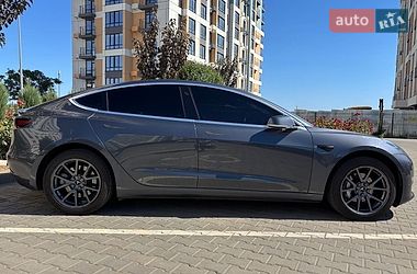 Седан Tesla Model 3 2018 в Одессе