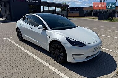 tesla model-3 2023 в Київ від професійного продавця Андрій