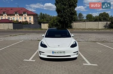 Седан Tesla Model 3 2023 в Киеве фото 15 Седан Tesla Model 3 2023 в Киеве