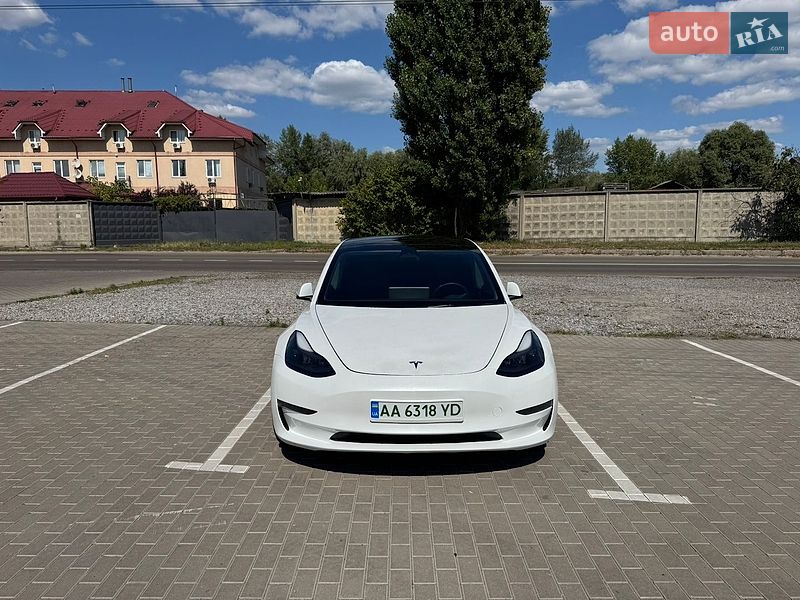 Седан Tesla Model 3 2023 в Киеве фото 15 Седан Tesla Model 3 2023 в Киеве