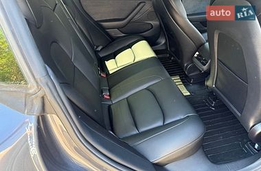 Седан Tesla Model 3 2022 в Києві