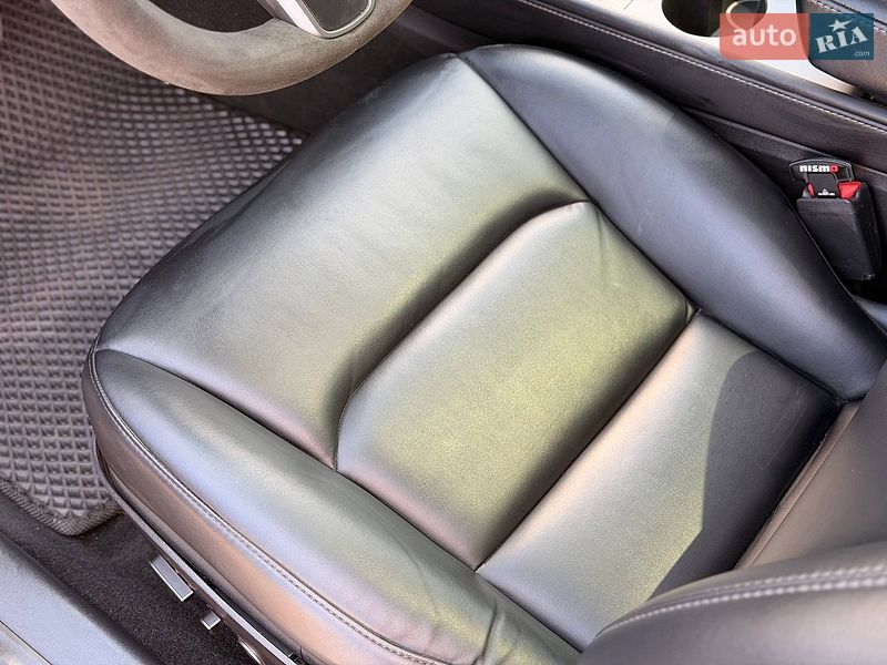 Седан Tesla Model 3 2022 в Кривом Роге