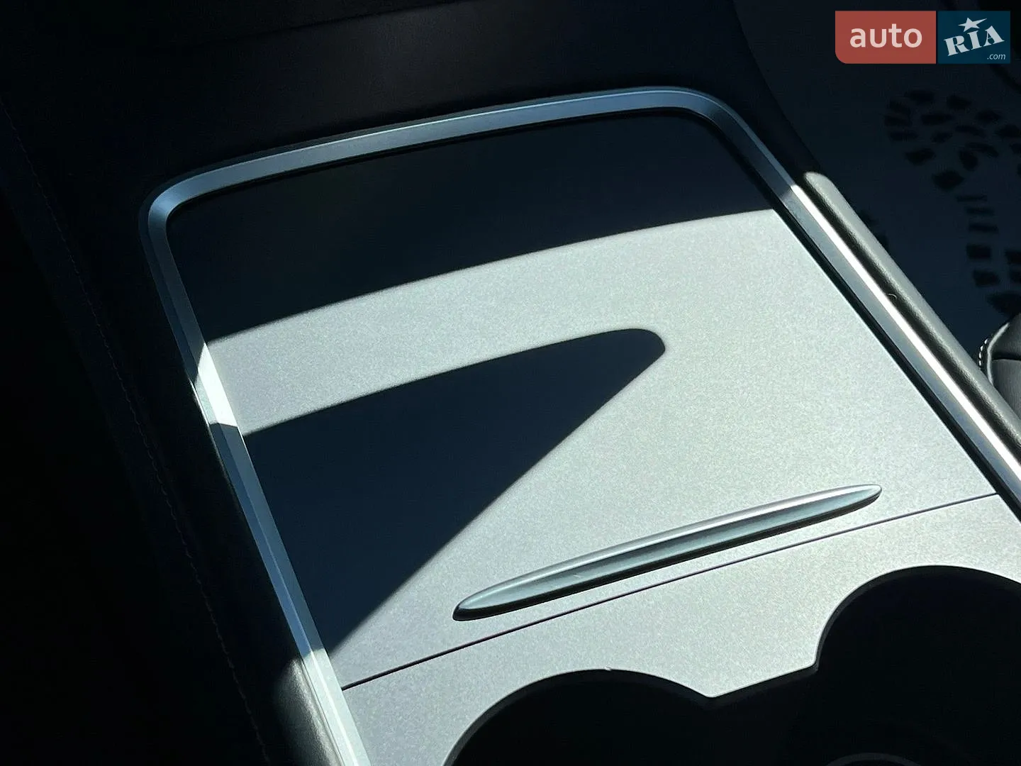 2020 Tesla Model 3 - мініатюра 38
