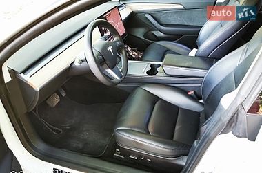 Седан Tesla Model 3 2022 в Бориславе