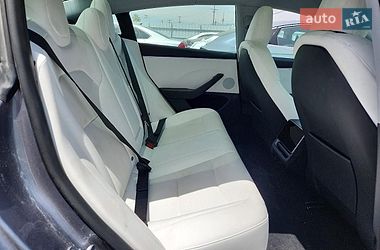 Седан Tesla Model 3 2025 в Киеве