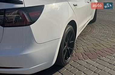 Седан Tesla Model 3 2022 в Харкові