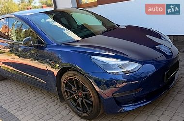 tesla model-3 2022 в Рівне від професійного продавця Andrey