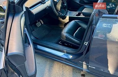 Седан Tesla Model 3 2020 в Вінниці