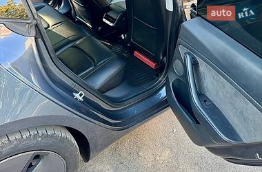 Седан Tesla Model 3 2020 в Вінниці