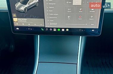 Седан Tesla Model 3 2020 в Вінниці