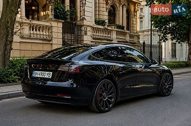 Седан Tesla Model 3 2021 в Одессе