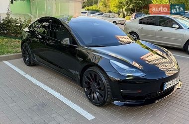 Седан Tesla Model 3 2021 в Одессе