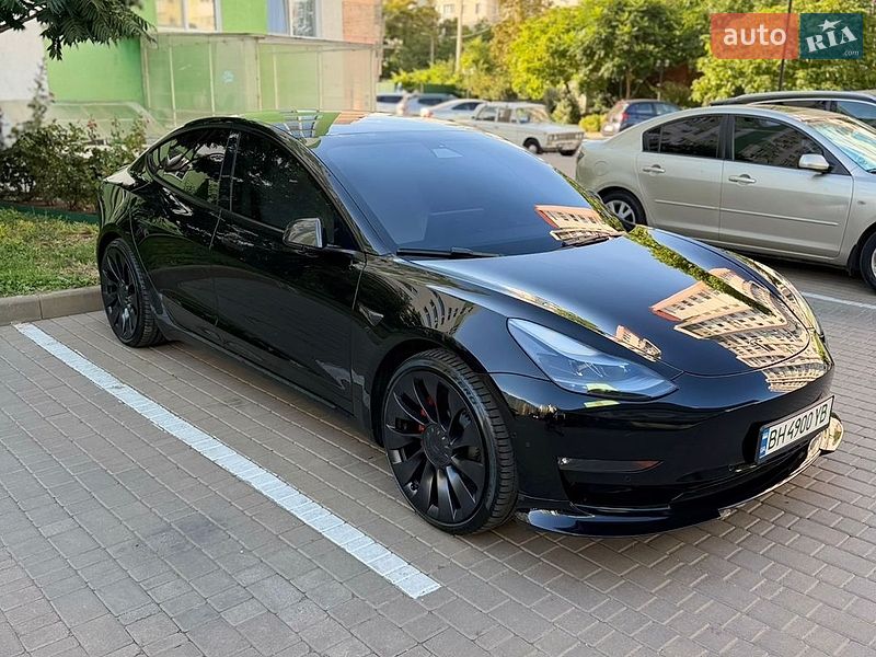Седан Tesla Model 3 2021 в Одессе