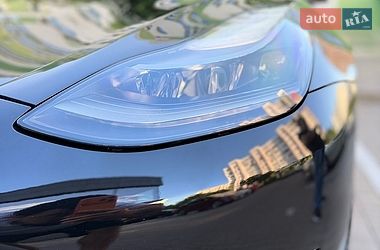 Седан Tesla Model 3 2021 в Одессе