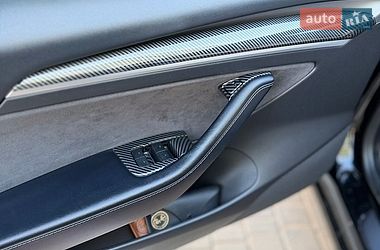 Седан Tesla Model 3 2021 в Одессе