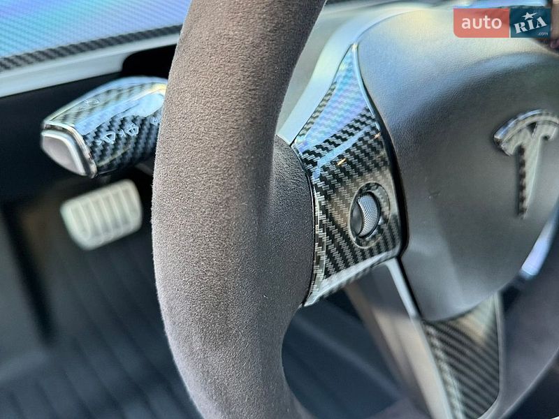 Седан Tesla Model 3 2021 в Одессе