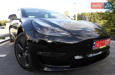 Седан Tesla Model 3 2018 в Дрогобыче