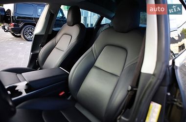 Седан Tesla Model 3 2018 в Дрогобыче