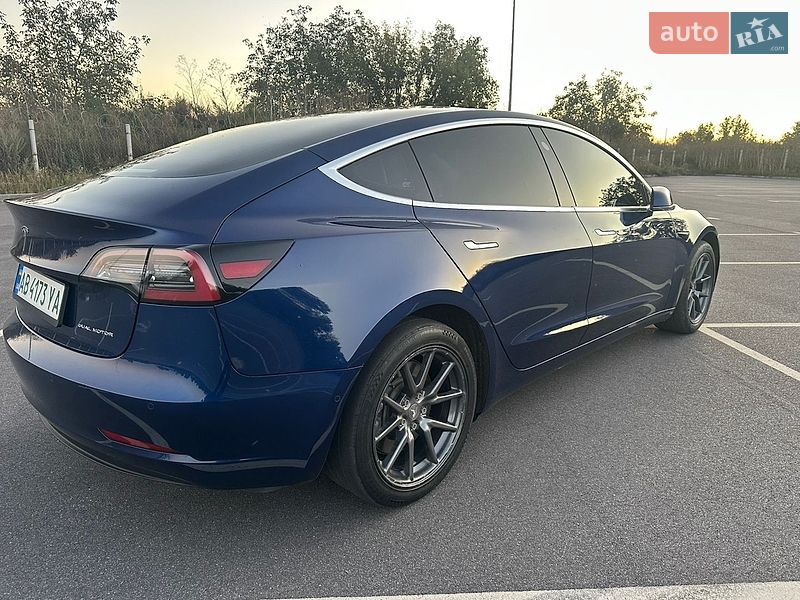 Седан Tesla Model 3 2018 в Виннице фото 5 Седан Tesla Model 3 2018 в Виннице