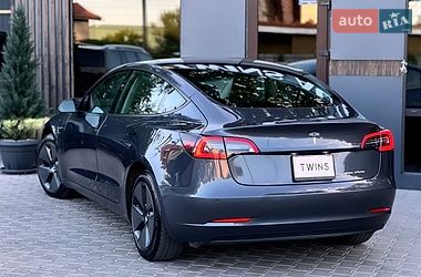 Седан Tesla Model 3 2022 в Одесі