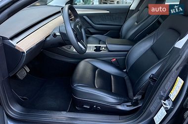 Седан Tesla Model 3 2022 в Одесі