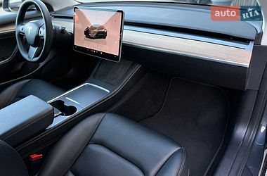 Седан Tesla Model 3 2022 в Одесі
