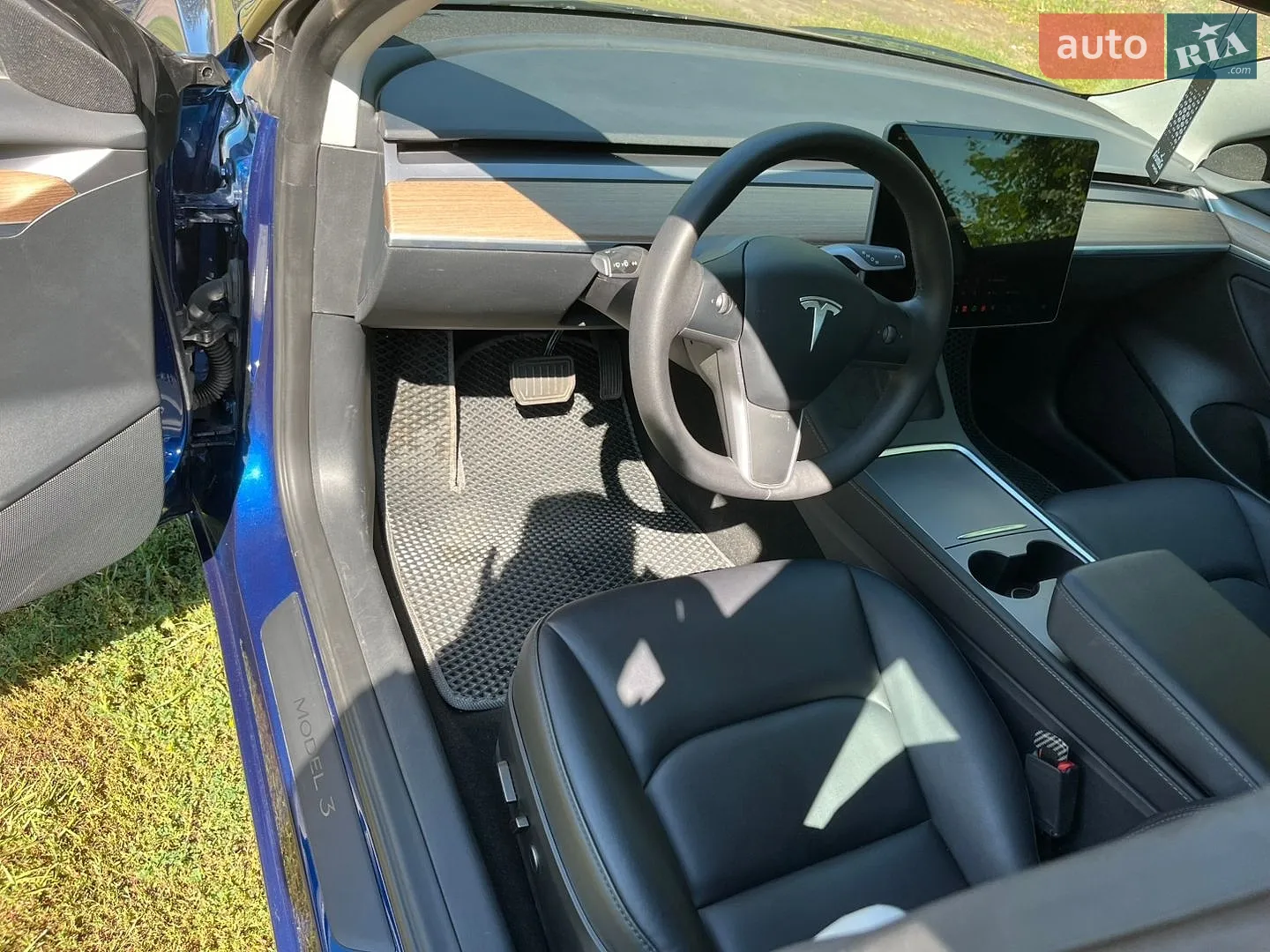 2023 Tesla Model 3 - мініатюра 8