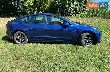 Седан Tesla Model 3 2023 в Краснокутске