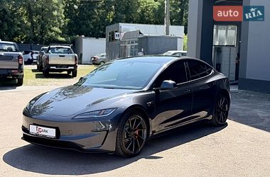 Седан Tesla Model 3 2024 в Киеве фото 4 Седан Tesla Model 3 2024 в Киеве