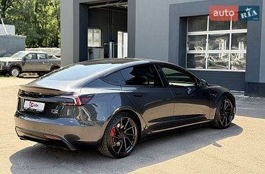 Седан Tesla Model 3 2024 в Киеве фото 10 Седан Tesla Model 3 2024 в Киеве