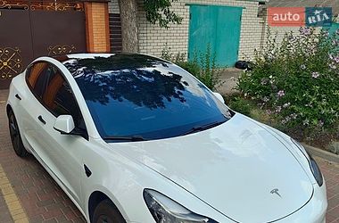 Седан Tesla Model 3 2020 в Николаеве