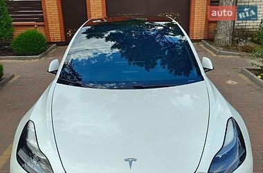 Седан Tesla Model 3 2020 в Николаеве