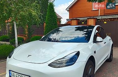 Седан Tesla Model 3 2020 в Николаеве