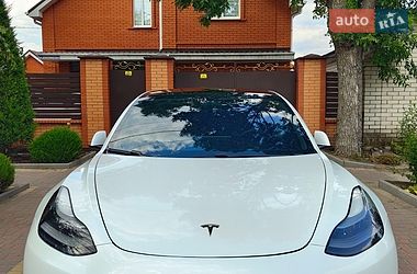 Седан Tesla Model 3 2020 в Николаеве