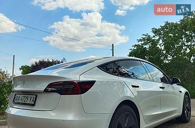 Седан Tesla Model 3 2020 в Николаеве